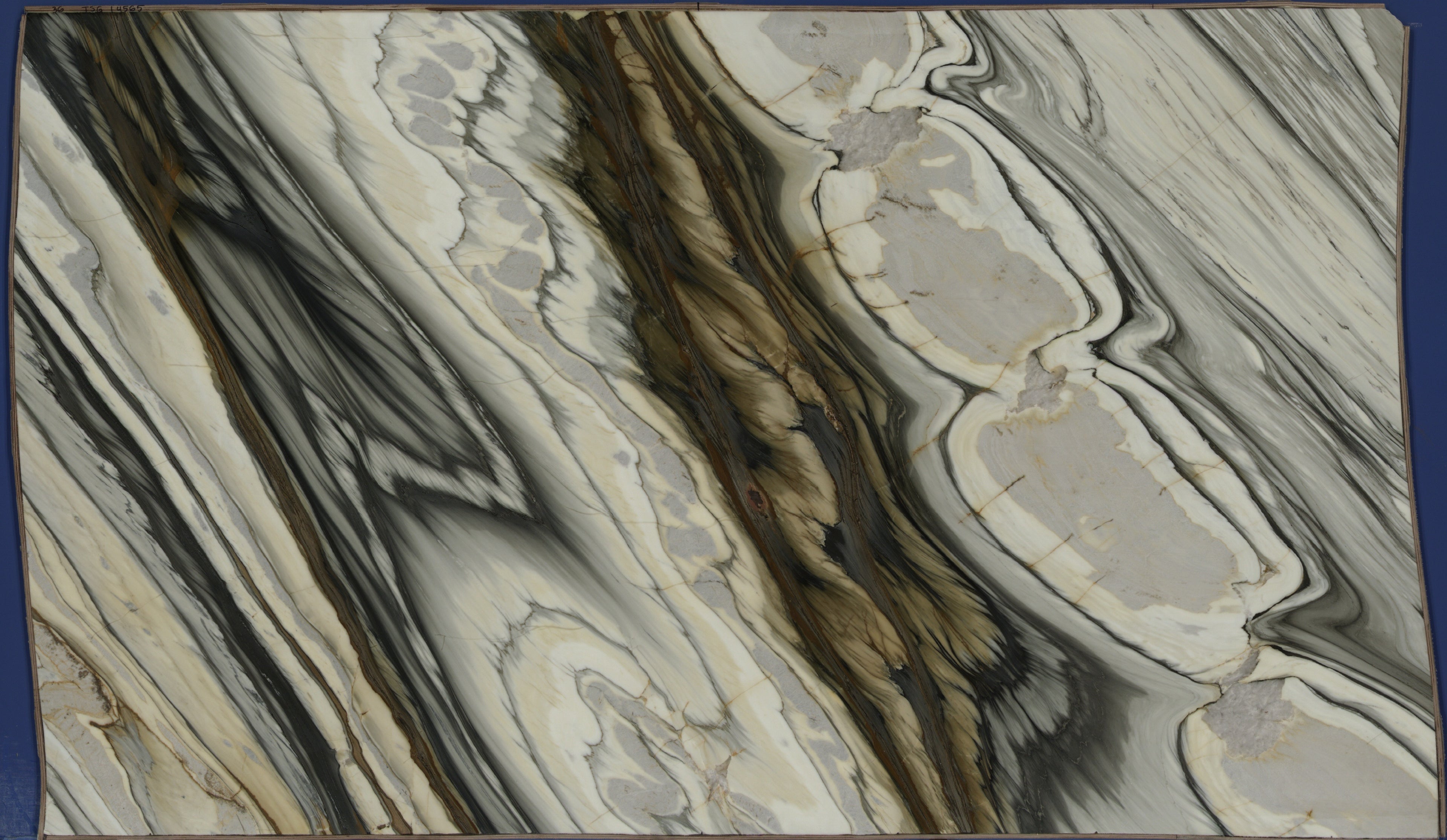 CALUCATTA FABRICATTI 2CM POLISHED