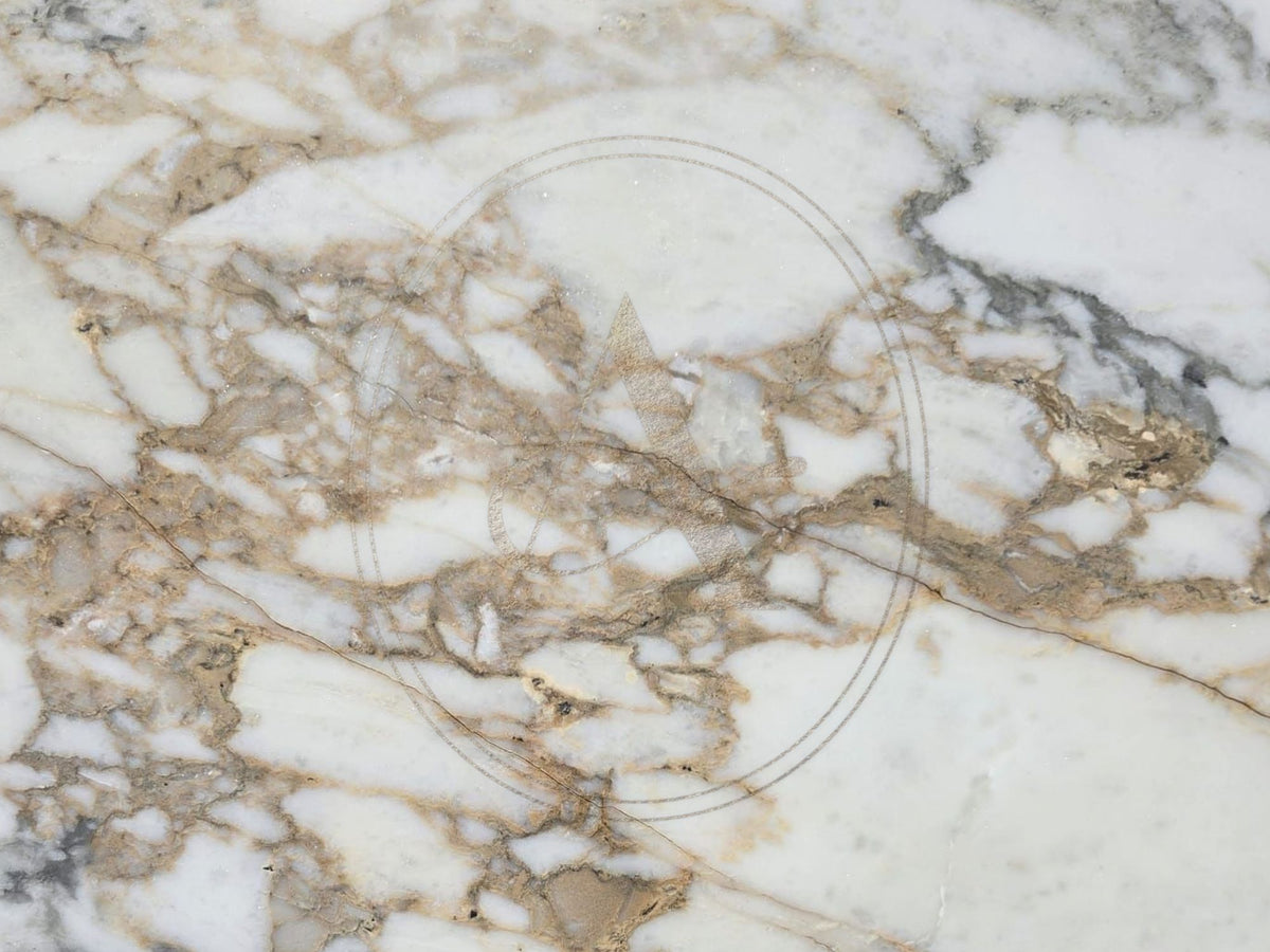 CALUCATTA VAGLI CARMEL 2CM HONED