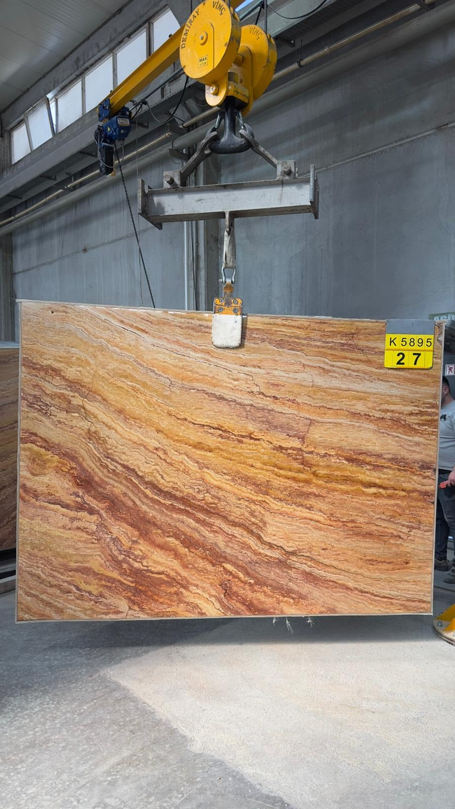 AUTUM TRAVERTINE 2CM POLISHED