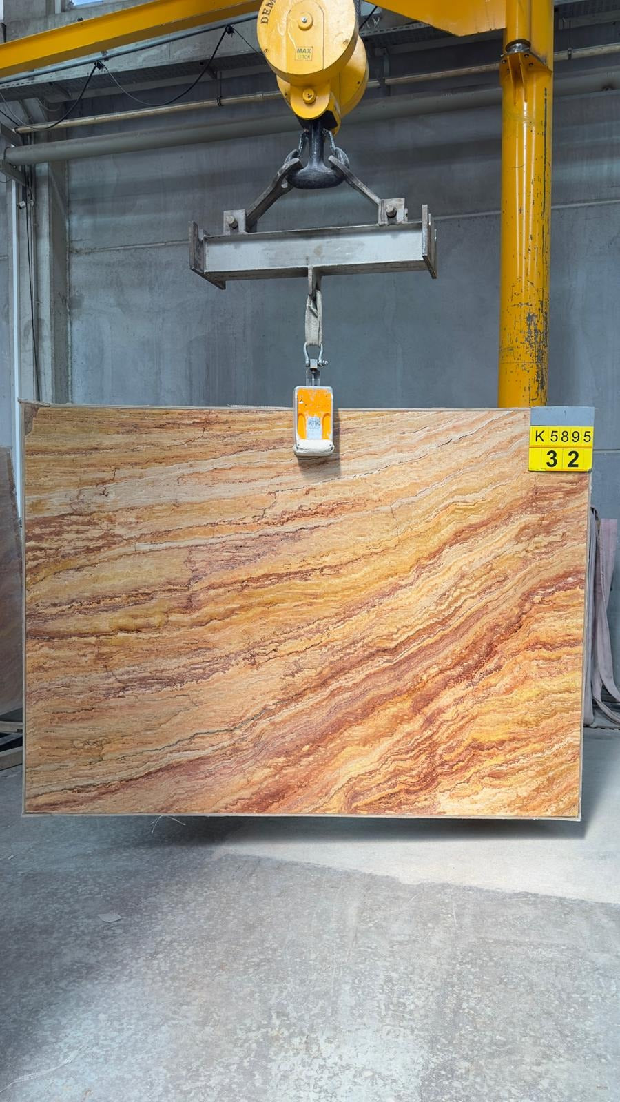 AUTUM TRAVERTINE 2CM POLISHED