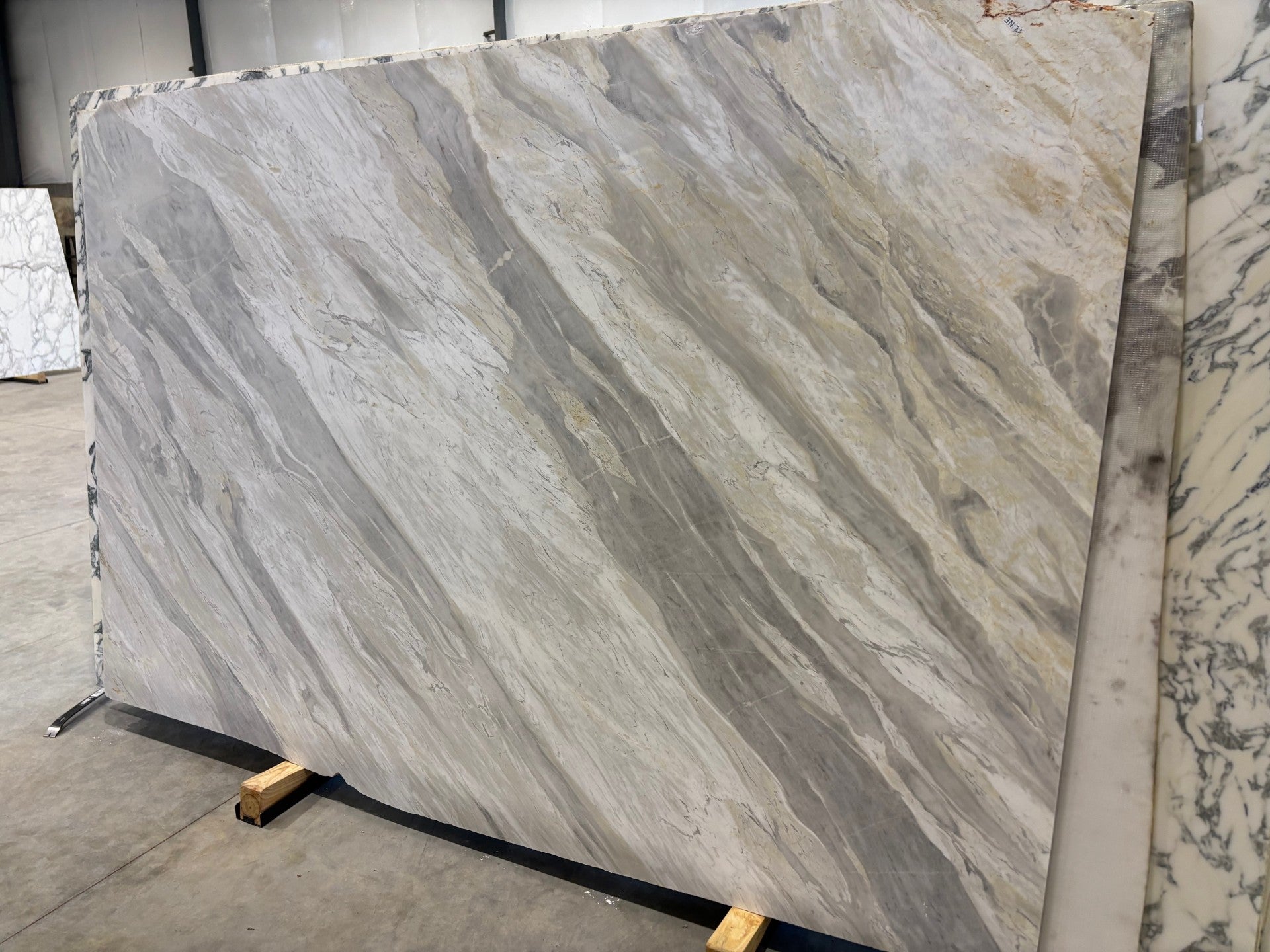 AJAX GREY HONED 2CM