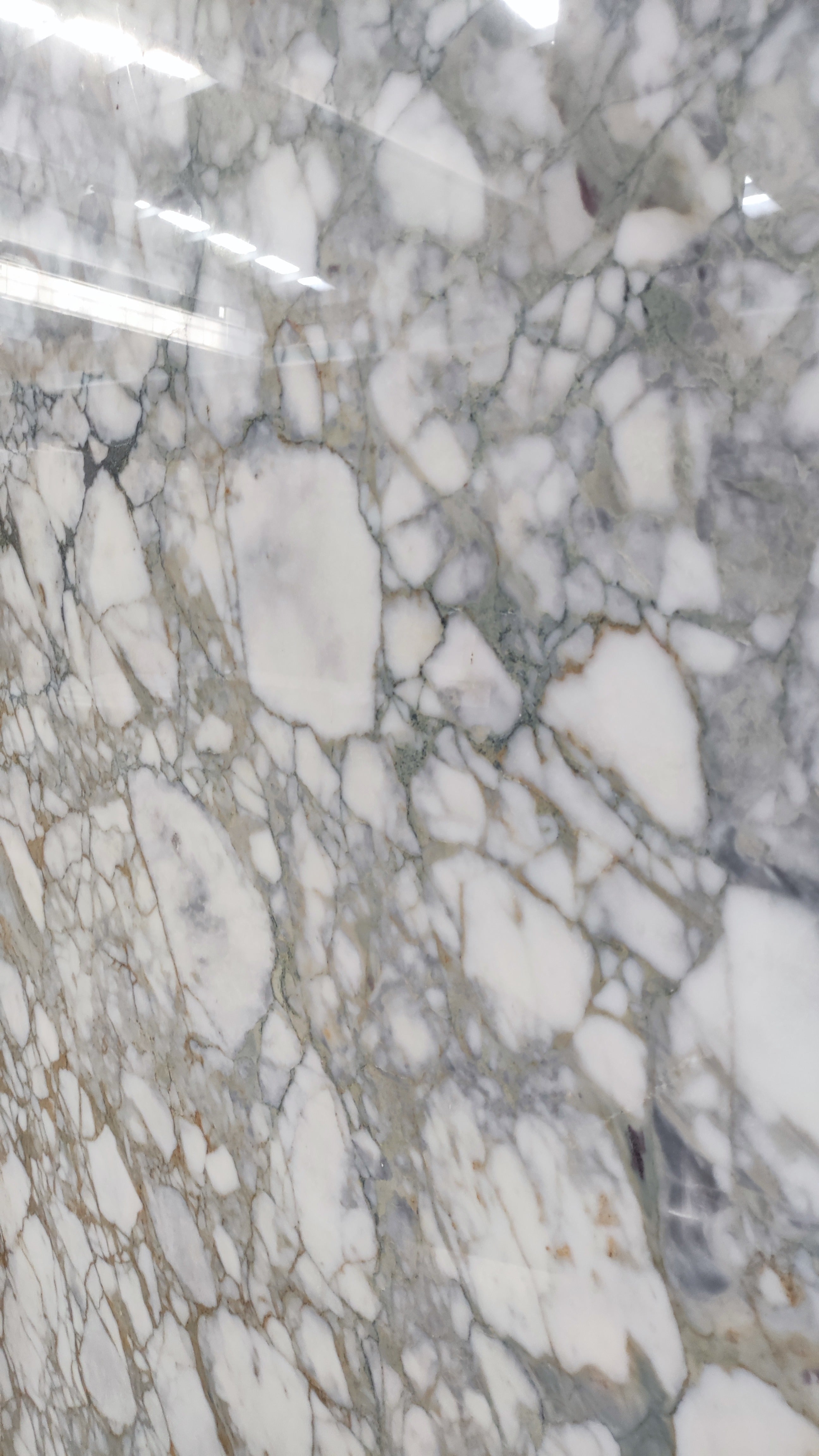 CALUCATTA GREEN 2CM POLISHED