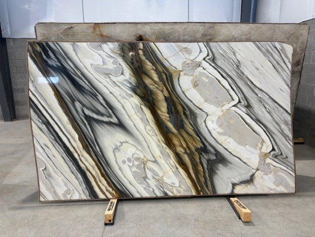 CALUCATTA FABRICATTI 2CM POLISHED