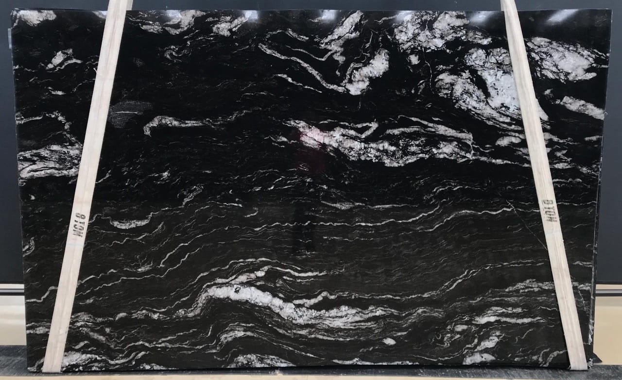 TITANIUM WHITE 3CM LEATHERED